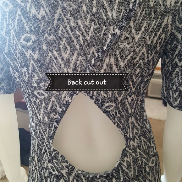 H&M black/white knit dress - Picture 2 of 8